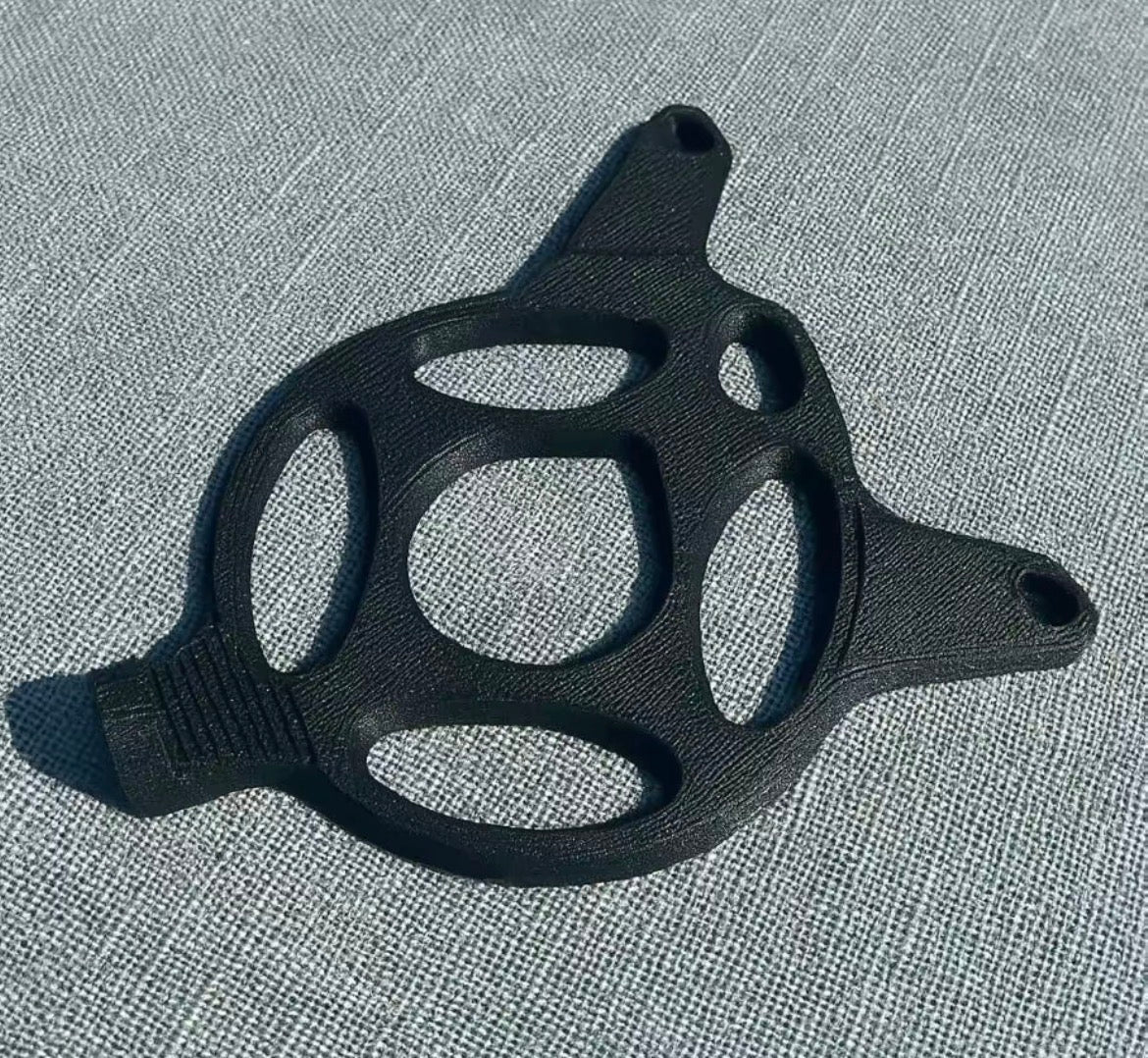 Tuttio Motor Cover