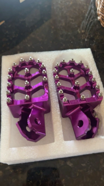 Affordable Emoto Pegs