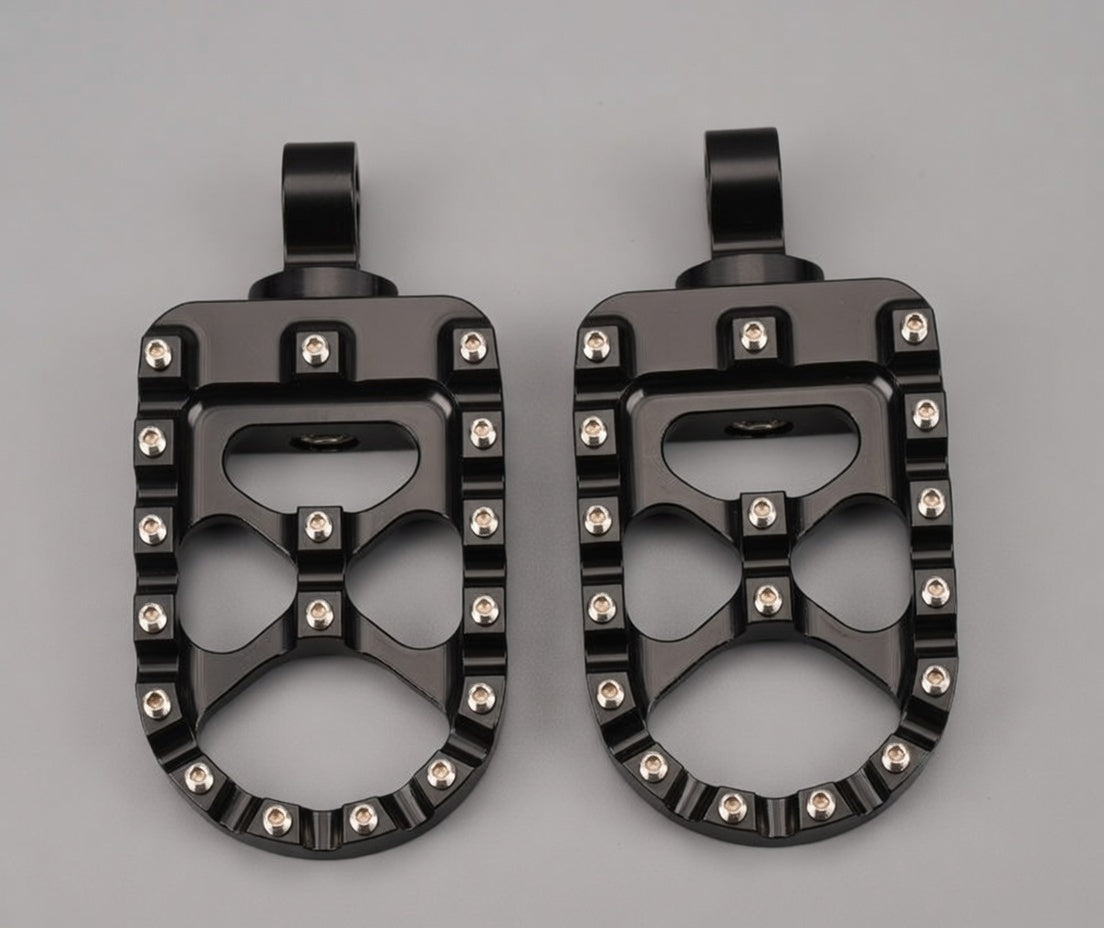 Reliable foot pegs for Razor